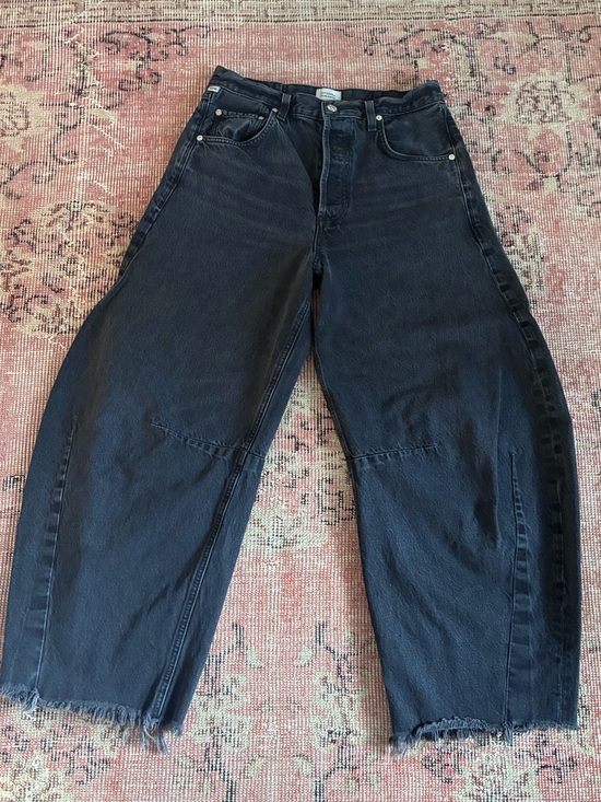 Citizens Of Humanity Denim - Citizens Of Humanity Black Wide-Leg Raw-Hem Jeans